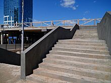 В Ижевске продолжается капремонт пешеходной эстакады на улице Карла Маркса