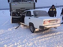 Водитель легковушки разбился в массовом ДТП в Башкирии