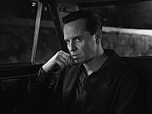 На Netflix вышел криминальный сериал «Рипли» со звездой «Шерлока» Эндрю Скоттом