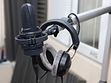 Дмитрий Артюхов поздравил работников связи с профессиональным праздником
