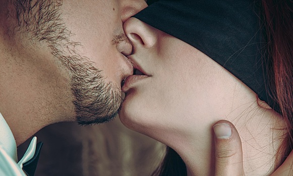 Факты о поцелуях, способные перевернуть ваш мир