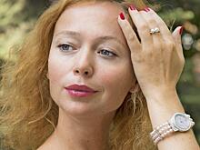 Елена Захарова стала мамой