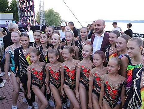 Вячеслав Федорищев в День физкультурника вручил награды тренерам и работникам сферы