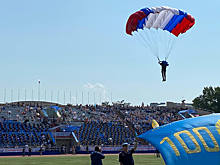 В Рязани в День воздушно-десантных войск всем стадионом исполнили «Синеву»