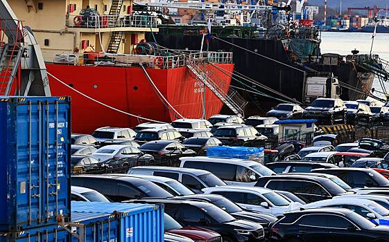 В Россию завезли рекордный объем машин из одной страны