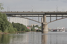 На Октябрьском мосту могут поменять пролетные строения