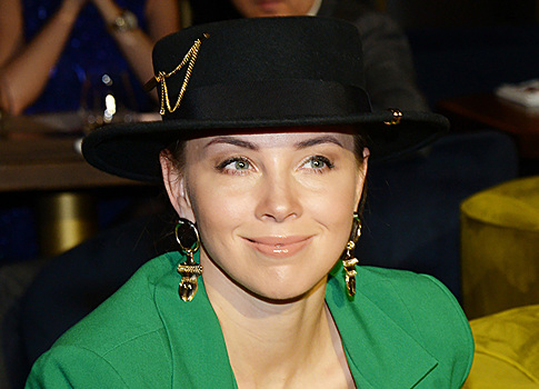 Физиогномист раскрыл то, о&nbsp;чем умолчала в&nbsp;интервью Полина Диброва