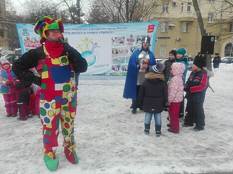 Масленичные гуляния на Самеда Вургуна собрали более 200 жителей Аэропорта