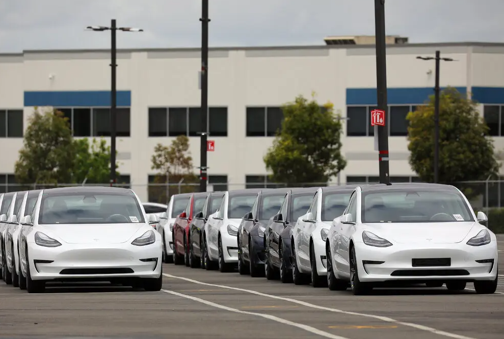 Tesla может начать производить автомобили в Мексике в следующем году