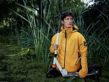 Ищи дождь, гуляй в дождь: Александр Гудков вышел сухим из воды в новом ролике для adidas