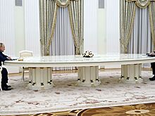 Почему Макрон отказался сдавать в России ПЦР-тест