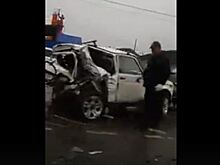 Под Пензой на М-5 «Урал» из-за тройного ДТП расплющило «Ниву»