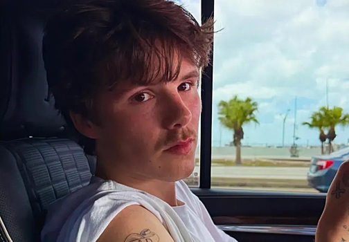 Круз Бекхэм лишился водительских прав за превышение скорости