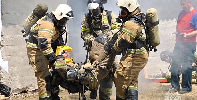 За сутки донские спасатели ликвидировали 4 техногенных пожаров