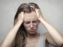 Невролог назвала пять главных провокаторов мигрени