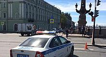В центре Петербурге из-за подозрительного предмета перекрыт Троицкий мост