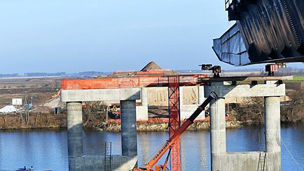 Хуснуллин: на мосты через Лену и в Калининграде нужны частные деньги