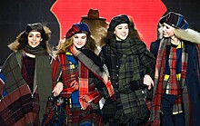 Юбилейный показ Sonia Rykiel: улыбки, меха и осеняя роскошь