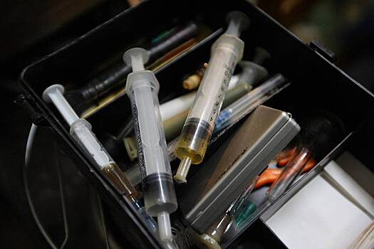 Названо число употребляющих наркотики в России