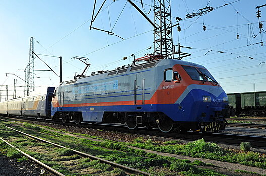 Казахстанские локомотивы обзаведутся "круиз-контролем"