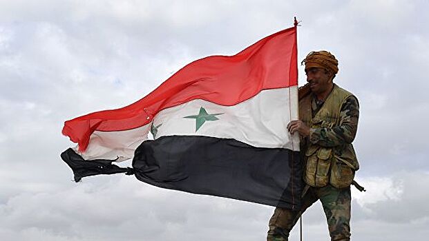 Сирийские войска окружили форпост боевиков в Идлибе