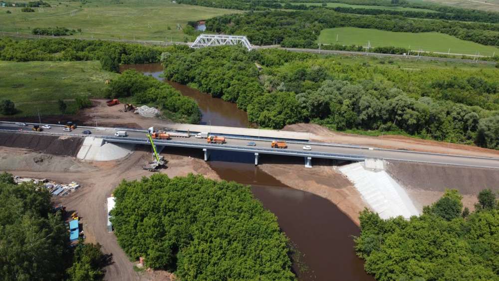 На дороге Гай — Колпакское в Оренбуржье возобновили проезд по мосту