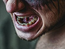 Ругался и кусался: жителя Ижевска накажут за нападение на инспектора ДПС