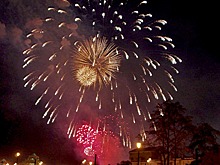 В Челябинске ко Дню города украсят мосты и остановки