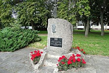 Литовские евреи требуют снести установленный в Литве памятник нацистскому палачу