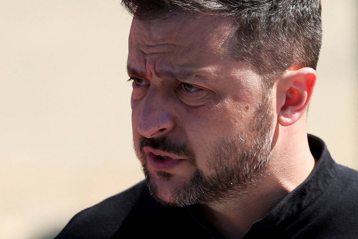 Отказ Зеленского признать Крым территорией России объяснили