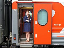 Проводница поезда нашла телефон и решила оставить его себе: но сделанное на него селфи ее выдало