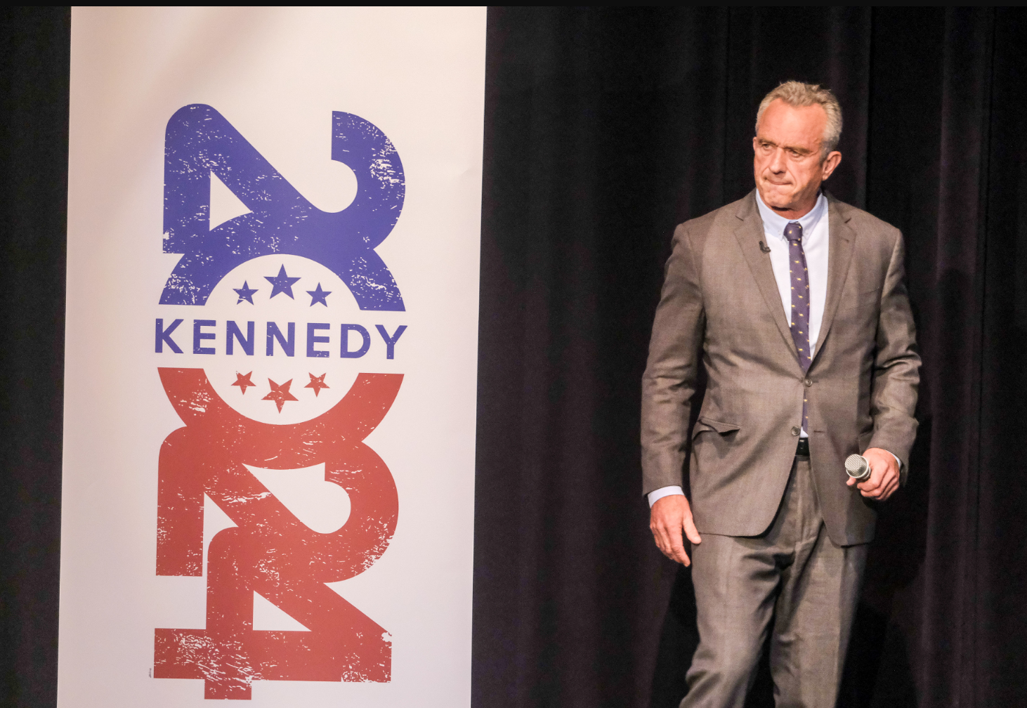 Кеннеди-младший стал новым кандидатом в президенты США