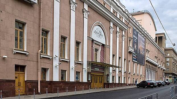 Десяток премьер на двоих
