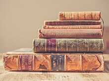 В Керчи оцифровывают раритетные книги по истории Крыма