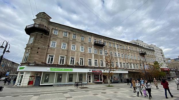 В Саратове разваливающуюся гостиницу «Россия» исследуют на возможность реставрации