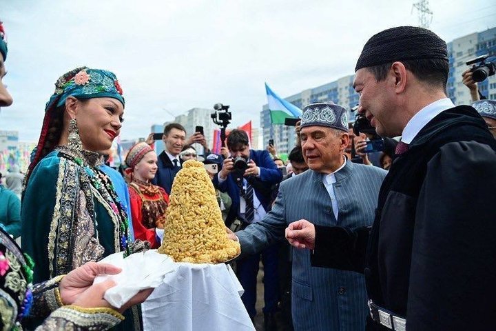 Раис Татарстана прибыл на XXV Федеральный сабантуй в Якутске