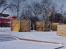 На Онежской набережной установили кубы для участников конкурса снежных и ледовых скульптур