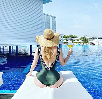 Ольга Мединыч опубликовала снимок с обильным фотошопом