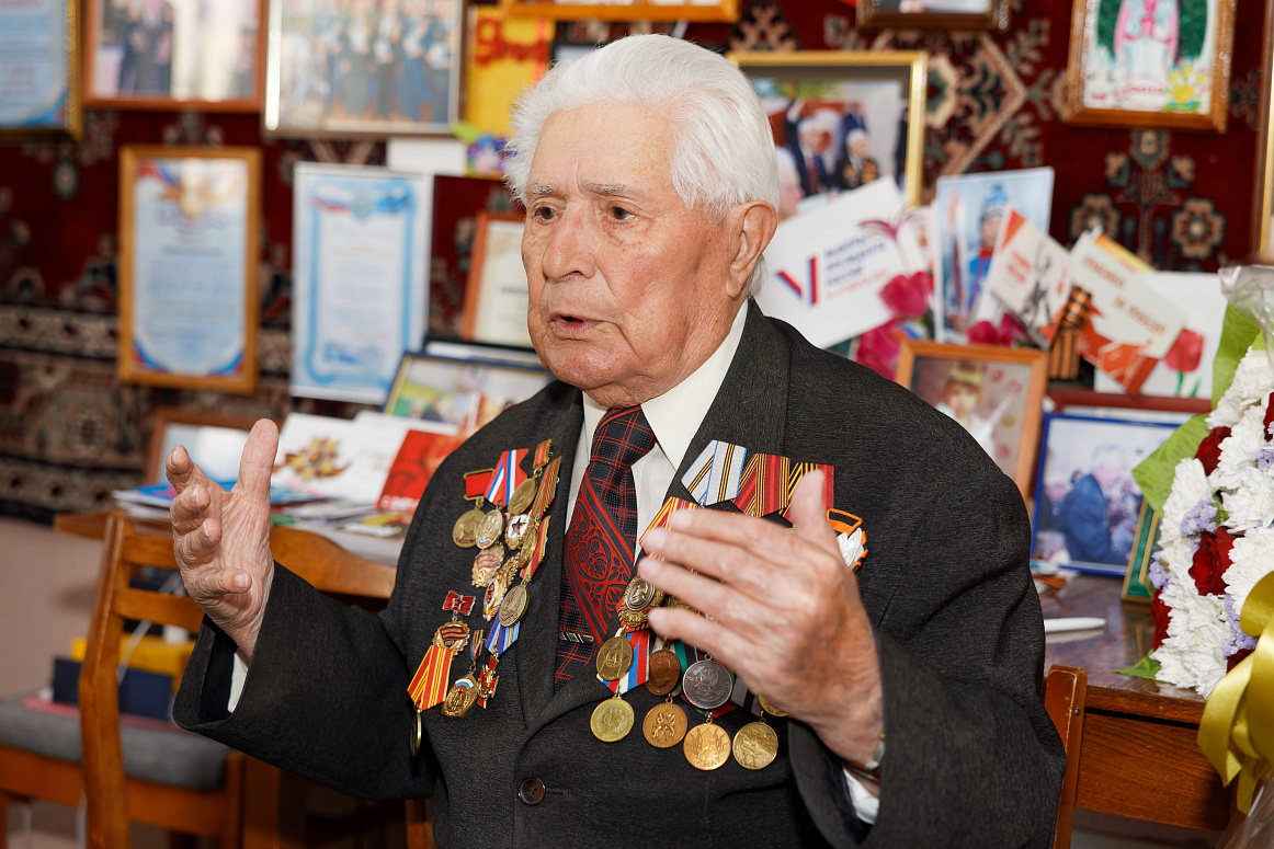 Почетный житель Ноябрьска отпраздновал 95-летний юбилей