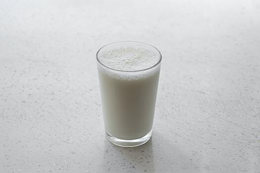 Почему молоко горчит и можно ли его спасти