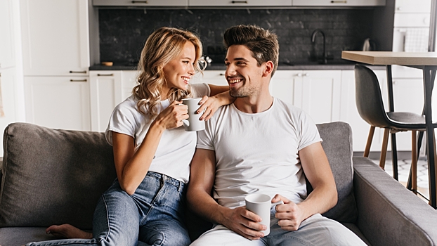 Эксперт предупредил об отношениях, в которых люди теряют индивидуальность