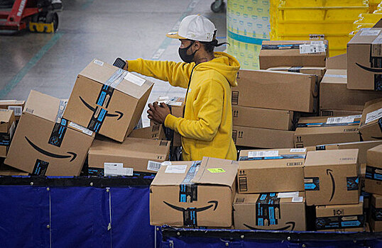 Amazon представил искусственный интеллект для контроля за работниками