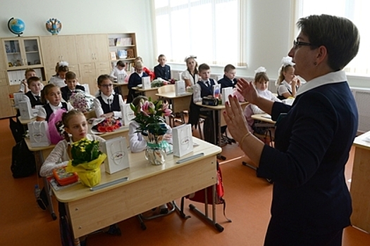 Зарплата московских учителей выросла вдвое
