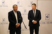 Глава Минздрава наградил представителей Группы компаний АФК «Система» за вклад в борьбу с COVID-19