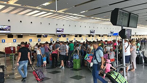 Российские туристы застряли в аэропорту Бургаса