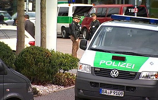 В Германии после распыления перцового газа пострадали более 20 человек