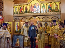 Митрополит Екатеринбургский и Верхотурский отметил вклад КЗФ в развитие храма