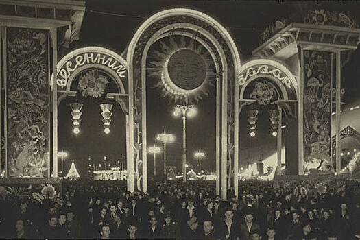Выставка «Москва. Иллюминации. 1896–2003» могла быть эффектной