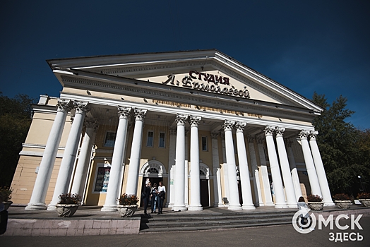 Как говорить правду: премьера спектакля о подростках на сцене Театра "Студия" Л. Ермолаевой