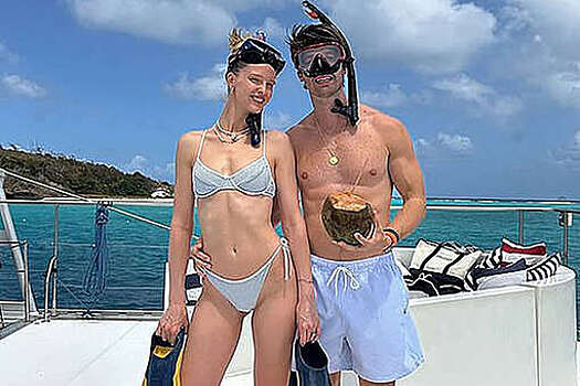 Сын актера Шварценеггера Патрик снялся с невестой Эбби Чемпион на яхте